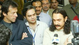 Imran Khan, Asim Qureshi, Amir Khan at SKMT Lahore 2004